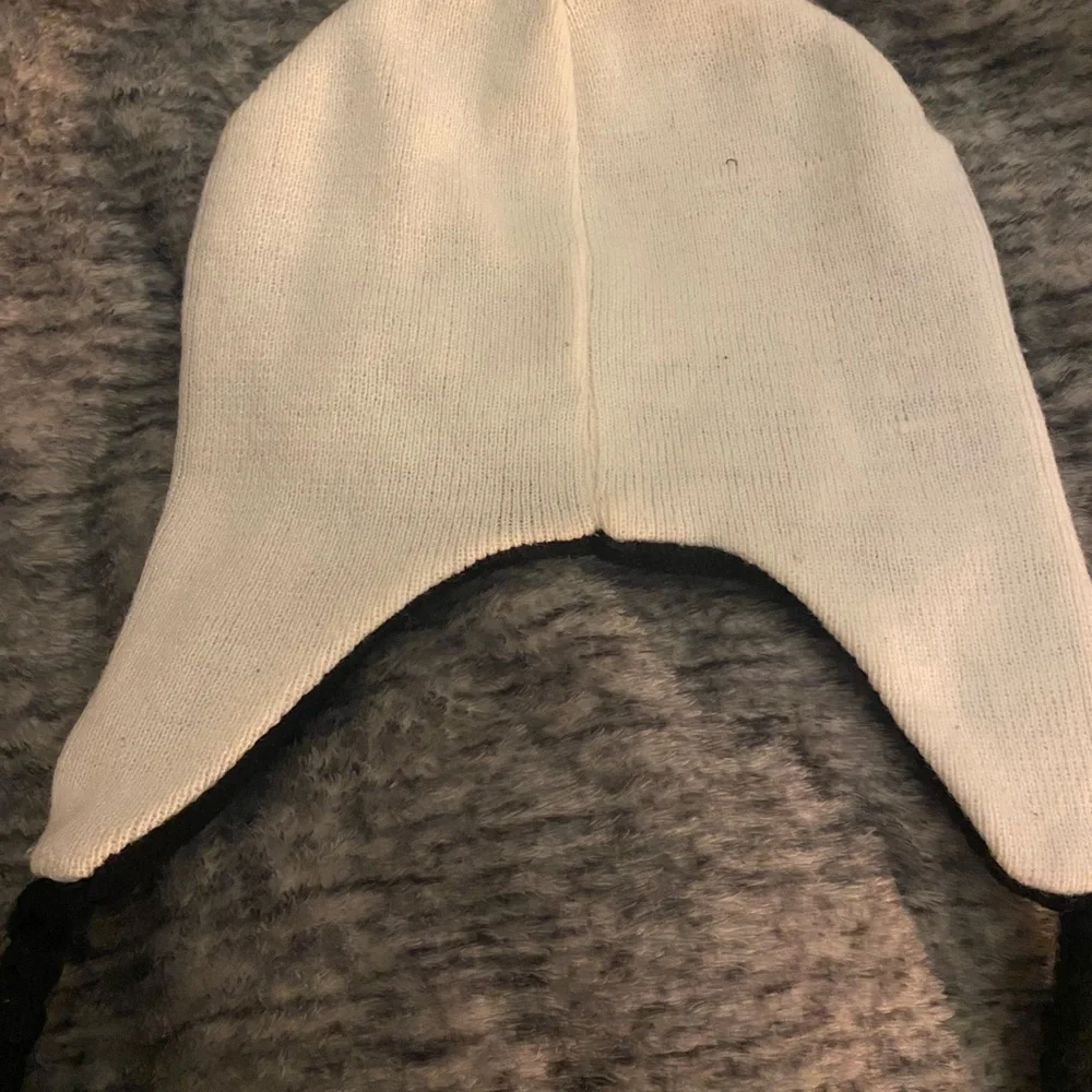 - White Little boys Star Wars storm troopers winter hat OS